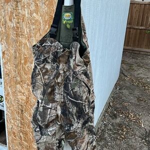 Cabelas Hunying Scent Lok Bibs
